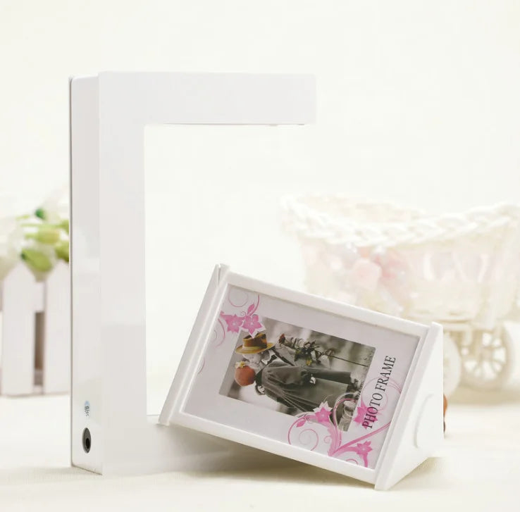 Modern Decor Strange Magnetic Levitation White Photo Frame Magnetic Levitation Display Stand Suspension Ornaments Birthday Gift